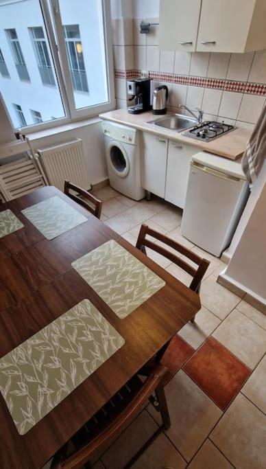 Old Town Cozy Crib Apartment *